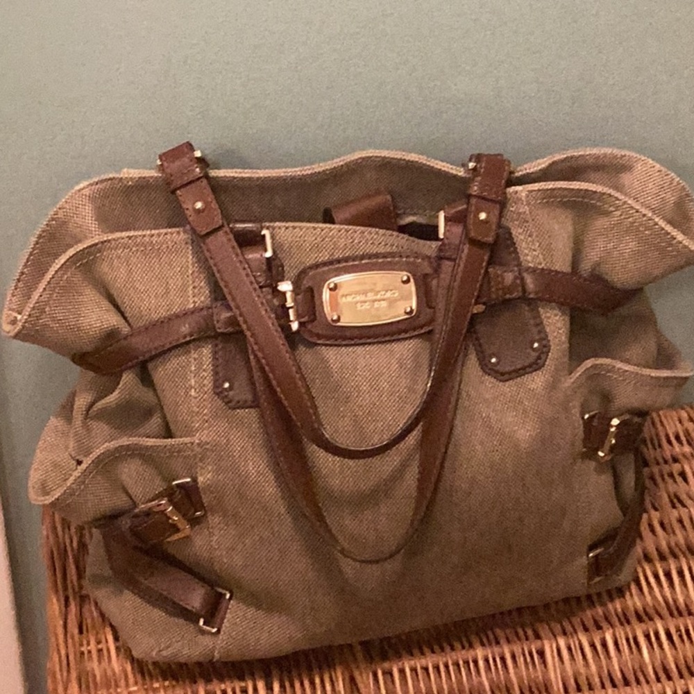 MICHAEL Michael Kors Brown and Tan Shoulder Bag, Beautiful leather straps